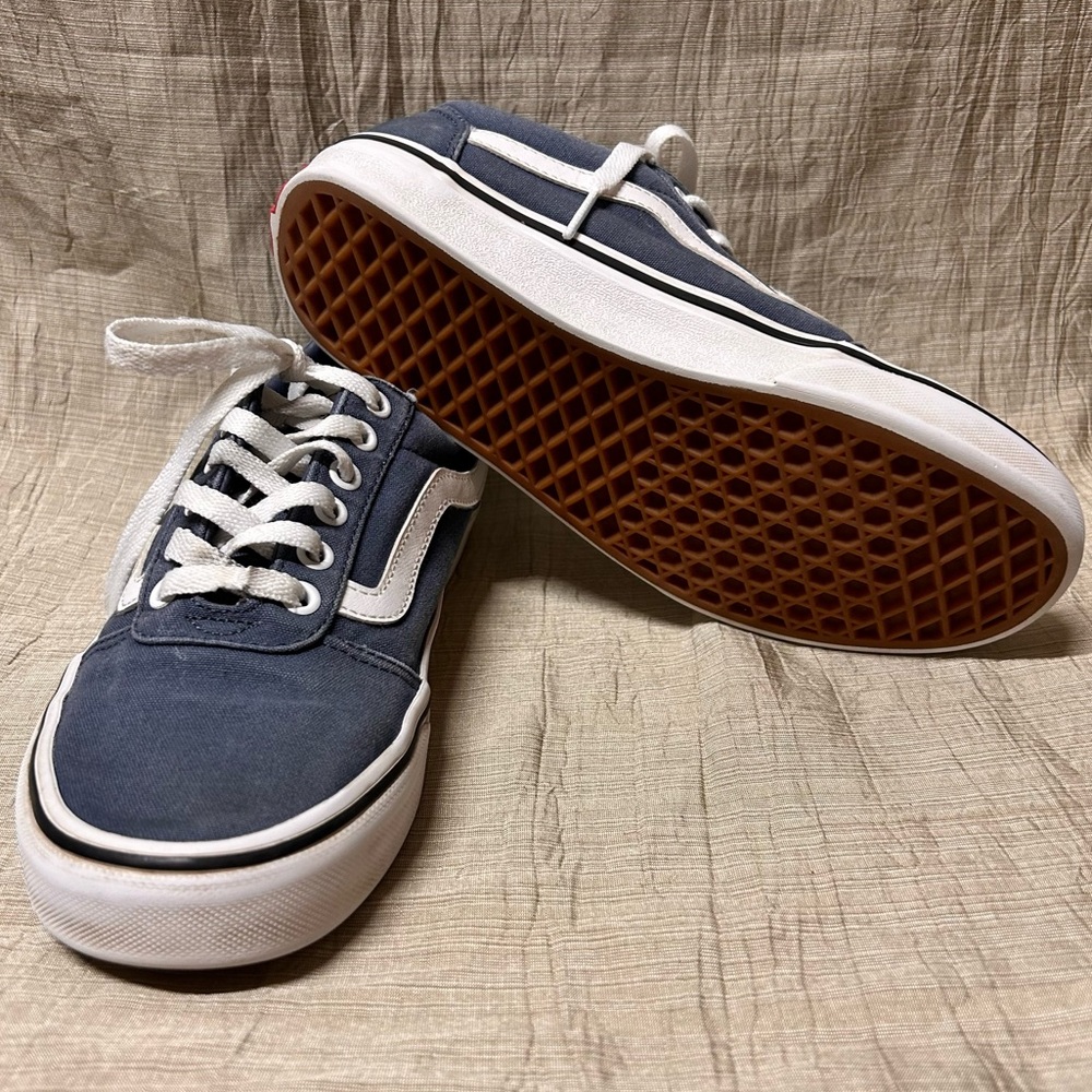 Vans Blue and White Old Skool Canvas Sneakers US SIZE 8.5 - Picture 7 of 8